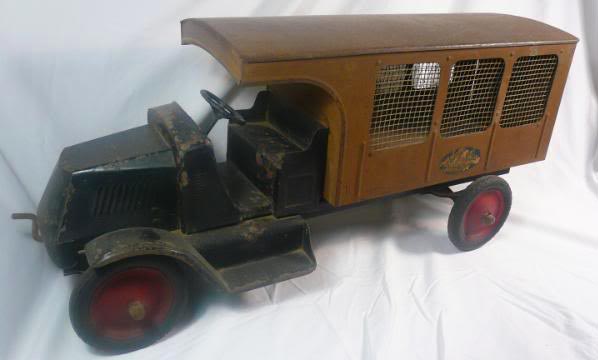 contact us with your buddy l toys for sale free appraisals, buddy l ebay toys for sale, ebay buddy l toys auctions, ebay buddy l trucks auctions,  1920's rare buddy l toys for sale, buying scarce buddy l toy trucks free appraisals, buddy l toys dump bed dump truck express dump lever, www.buddyltoy.com, free sturditoy truck appraisals, buddy l toys headquarters, buying rare buddy l toys, rare buddy l toys with appraisals, buddy l toys prices, old toy trucks keystone buddy two toys buddy l truck values free buddy l appraisals